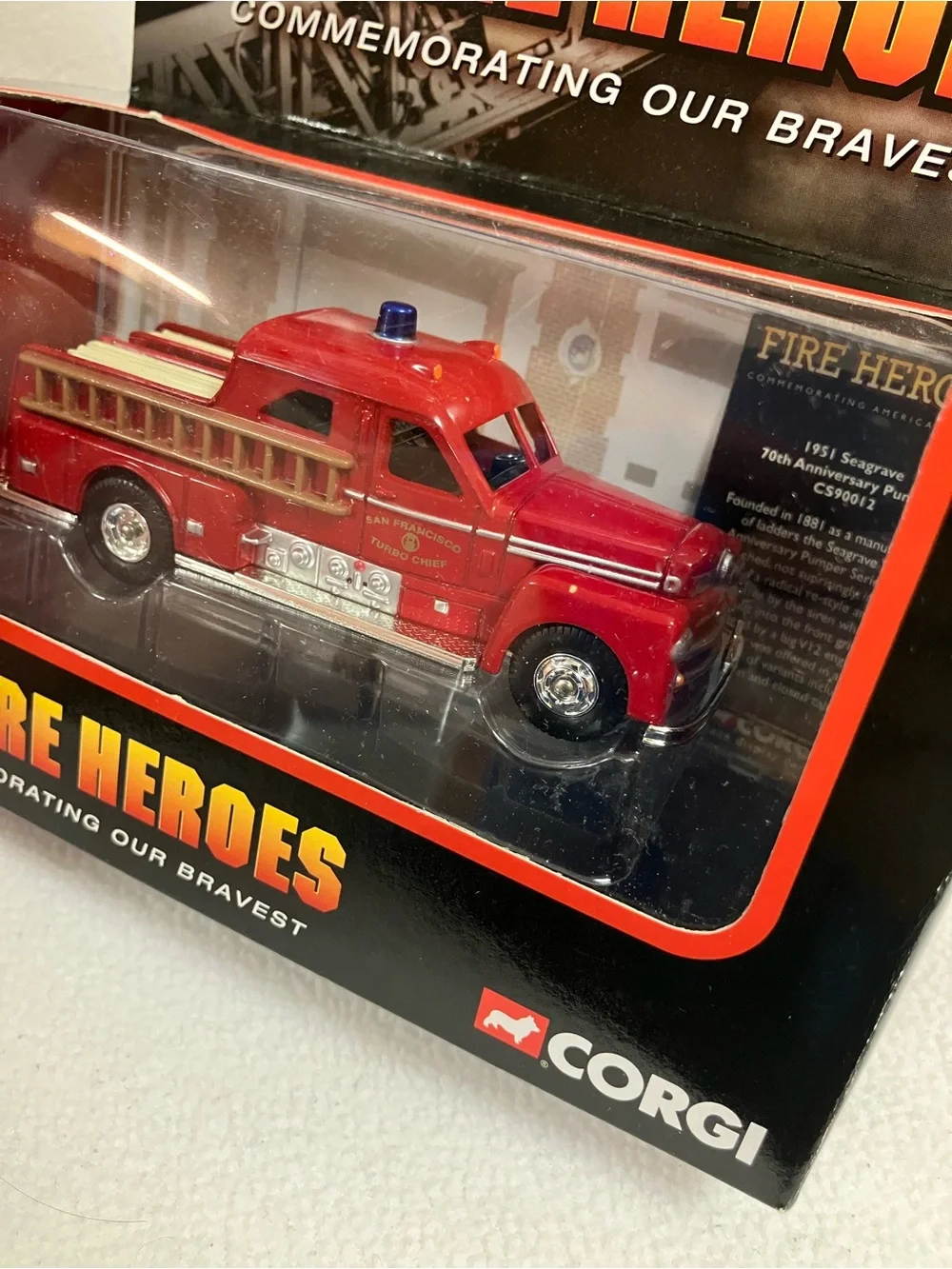 Corgi Fire Heroes 1951 Seagrave Sedan Pumper Truck San Francisco die-cast NIB